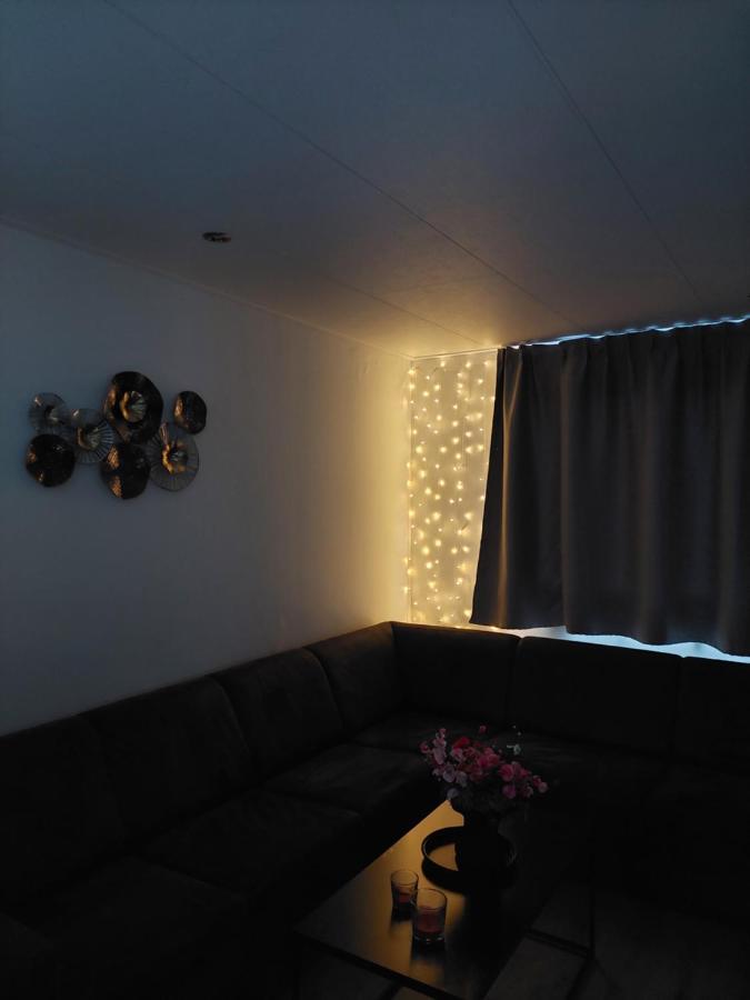 Chalet Moderna Putten Eksteriør bilde